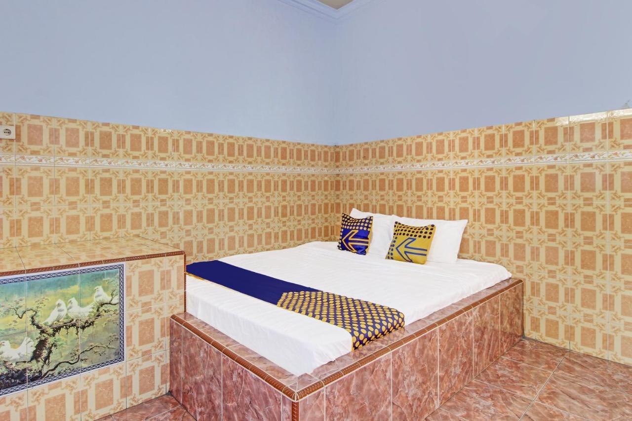 Spot On 91694 Hotel Rama Chandra Temanggung Ngoại thất bức ảnh