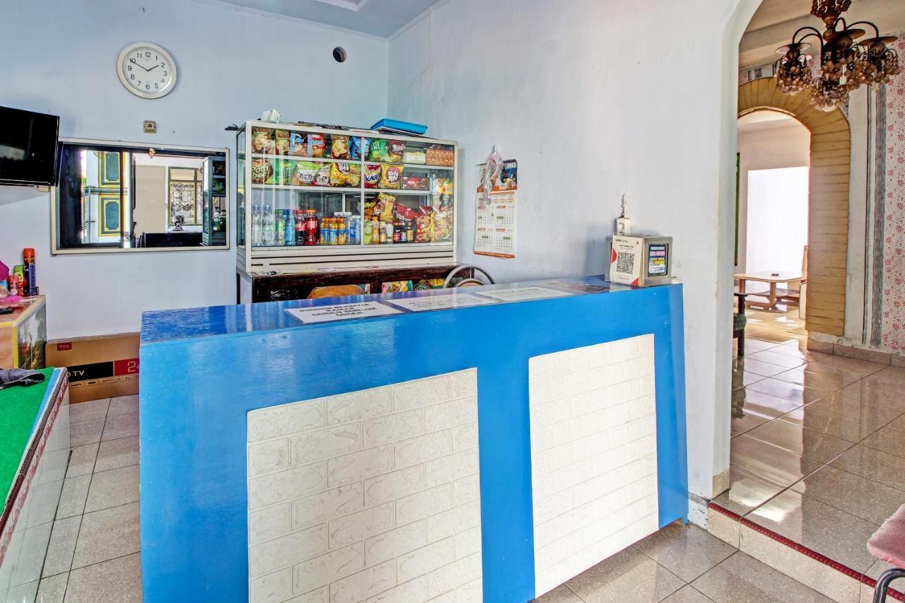 Spot On 91694 Hotel Rama Chandra Temanggung Ngoại thất bức ảnh