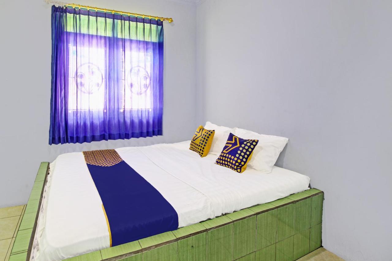 Spot On 91694 Hotel Rama Chandra Temanggung Ngoại thất bức ảnh