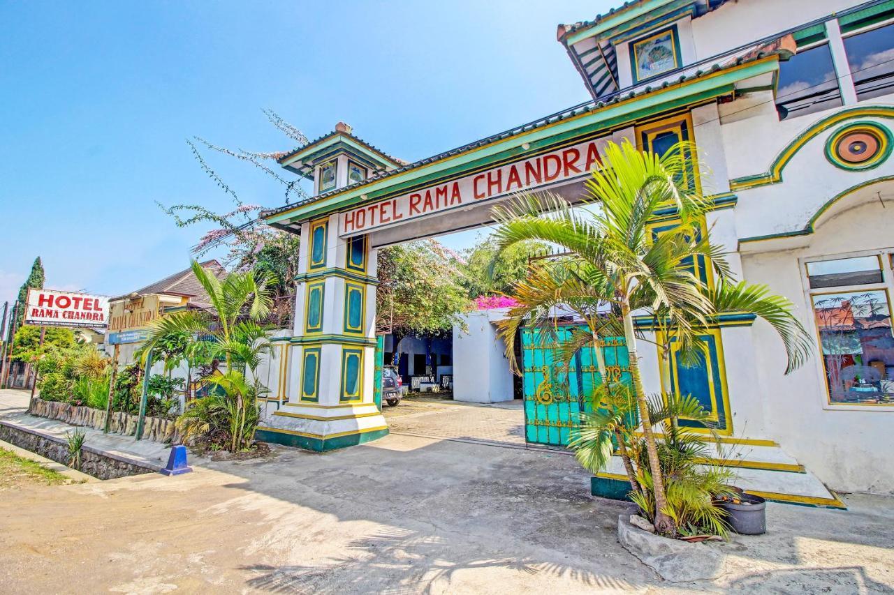 Spot On 91694 Hotel Rama Chandra Temanggung Ngoại thất bức ảnh